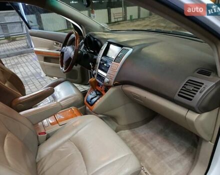 Белый Лексус РХ, объемом двигателя 3.5 л и пробегом 240 тыс. км за 8700 $, фото 12 на Automoto.ua