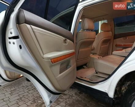 Белый Лексус РХ, объемом двигателя 3.5 л и пробегом 240 тыс. км за 8700 $, фото 6 на Automoto.ua