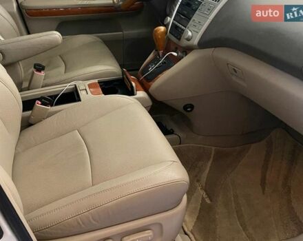 Белый Лексус РХ, объемом двигателя 3.5 л и пробегом 111 тыс. км за 15000 $, фото 10 на Automoto.ua