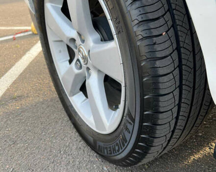 Белый Лексус РХ, объемом двигателя 3.46 л и пробегом 142 тыс. км за 11900 $, фото 12 на Automoto.ua