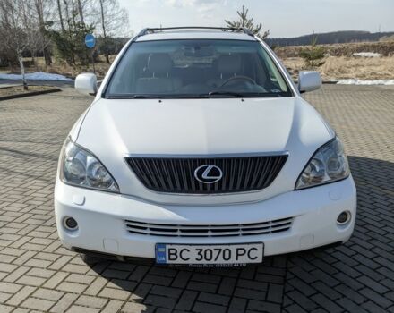 Белый Лексус РХ, объемом двигателя 3.3 л и пробегом 199 тыс. км за 13800 $, фото 1 на Automoto.ua