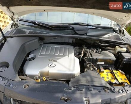 Лексус РХ 2008 у Одесі на Automoto.ua Білий Лексус РХ, об'ємом двигуна 3.5 л та пробігом 130 тис. км за 13800 $, фото 5 на Automoto.ua