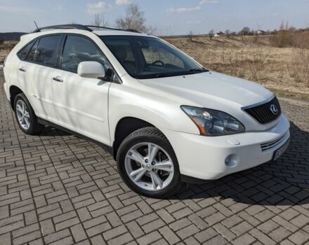 Белый Лексус РХ, объемом двигателя 3.3 л и пробегом 199 тыс. км за 13800 $, фото 2 на Automoto.ua