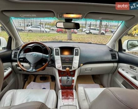 Білий Лексус РХ, об'ємом двигуна 3.31 л та пробігом 160 тис. км за 9990 $, фото 20 на Automoto.ua