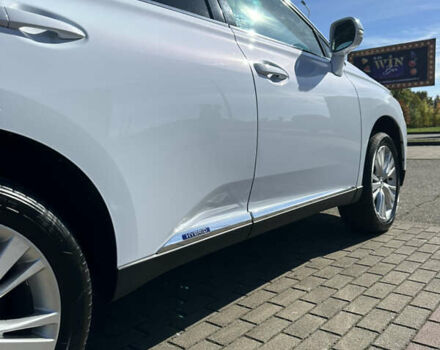 Лексус РХ 2009 у Виноградове на Automoto.ua Білий Лексус РХ, об'ємом двигуна 3.5 л та пробігом 183 тис. км за 18900 $, фото 26 на Automoto.ua