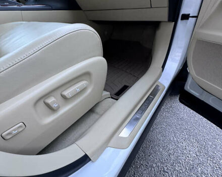 Белый Лексус РХ, объемом двигателя 3.46 л и пробегом 195 тыс. км за 18000 $, фото 17 на Automoto.ua