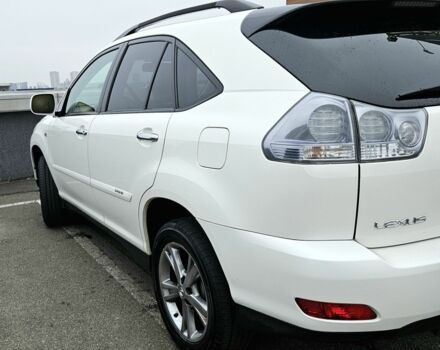 Белый Лексус РХ, объемом двигателя 3.3 л и пробегом 240 тыс. км за 7400 $, фото 4 на Automoto.ua