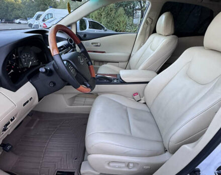 Белый Лексус РХ, объемом двигателя 3.46 л и пробегом 195 тыс. км за 18000 $, фото 34 на Automoto.ua