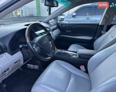 Лексус РХ 2009 у Виноградове на Automoto.ua Білий Лексус РХ, об'ємом двигуна 3.5 л та пробігом 183 тис. км за 18900 $, фото 5 на Automoto.ua