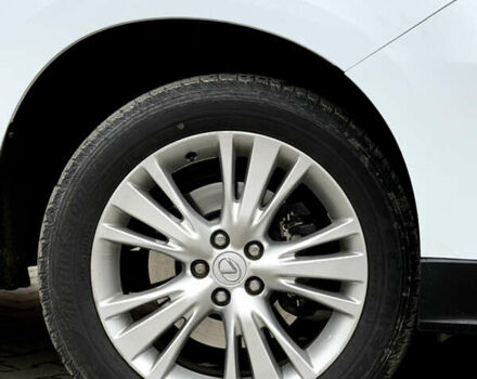 Белый Лексус РХ, объемом двигателя 3.46 л и пробегом 185 тыс. км за 15500 $, фото 10 на Automoto.ua