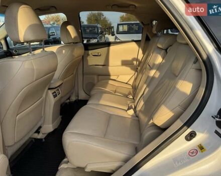 Лексус РХ 2009 в Днепре (Днепропетровске) на Automoto.ua Белый Лексус РХ, объемом двигателя 3.46 л и пробегом 210 тыс. км за 15500 $, фото 14 на Automoto.ua