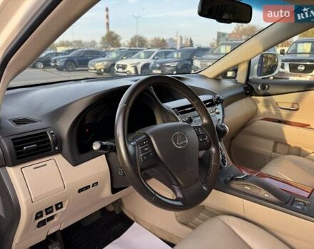 Лексус РХ 2009 в Днепре (Днепропетровске) на Automoto.ua Белый Лексус РХ, объемом двигателя 3.46 л и пробегом 210 тыс. км за 15500 $, фото 11 на Automoto.ua