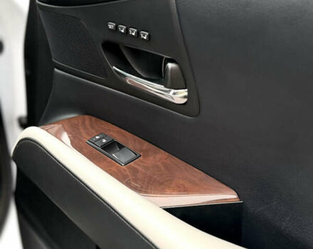 Белый Лексус РХ, объемом двигателя 3.46 л и пробегом 185 тыс. км за 15500 $, фото 27 на Automoto.ua