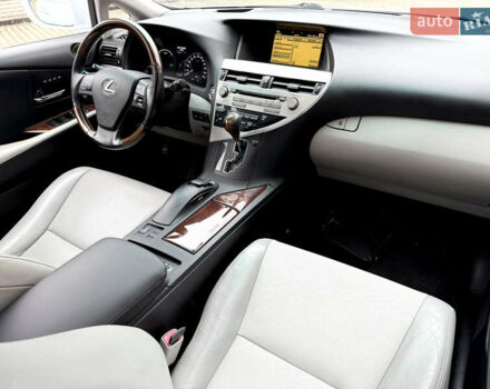 Белый Лексус РХ, объемом двигателя 3.46 л и пробегом 185 тыс. км за 15500 $, фото 21 на Automoto.ua