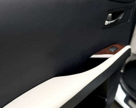 Белый Лексус РХ, объемом двигателя 3.46 л и пробегом 185 тыс. км за 15500 $, фото 17 на Automoto.ua