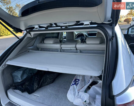 Лексус РХ 2009 у Виноградове на Automoto.ua Білий Лексус РХ, об'ємом двигуна 3.5 л та пробігом 183 тис. км за 18900 $, фото 24 на Automoto.ua