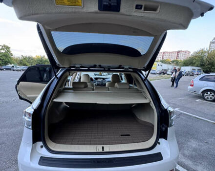 Белый Лексус РХ, объемом двигателя 3.46 л и пробегом 195 тыс. км за 18000 $, фото 28 на Automoto.ua