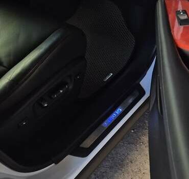 Лексус РХ 2010 в Одессе на Automoto.ua Белый Лексус РХ, объемом двигателя 3.46 л и пробегом 217 тыс. км за 23500 $, фото 14 на Automoto.ua