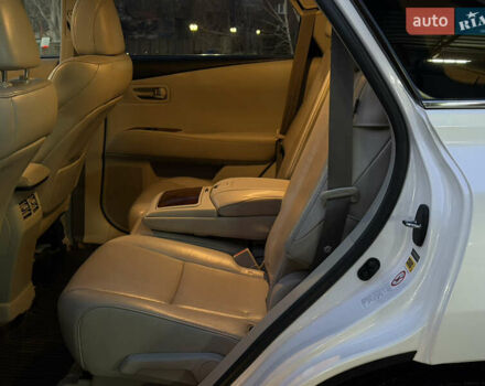 Белый Лексус РХ, объемом двигателя 3.46 л и пробегом 207 тыс. км за 16900 $, фото 32 на Automoto.ua