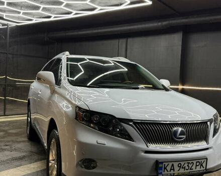 Белый Лексус РХ, объемом двигателя 3.46 л и пробегом 232 тыс. км за 17900 $, фото 2 на Automoto.ua