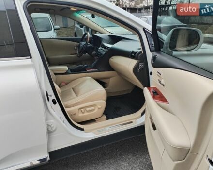 Белый Лексус РХ, объемом двигателя 3.46 л и пробегом 307 тыс. км за 14600 $, фото 27 на Automoto.ua