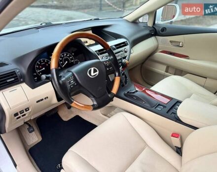 Белый Лексус РХ, объемом двигателя 3.46 л и пробегом 201 тыс. км за 14800 $, фото 12 на Automoto.ua