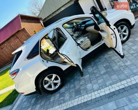 Белый Лексус РХ, объемом двигателя 3.46 л и пробегом 175 тыс. км за 15600 $, фото 30 на Automoto.ua