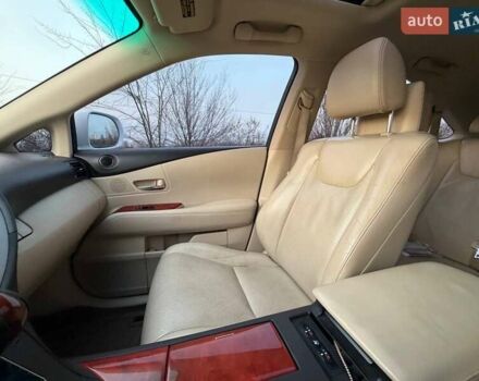 Белый Лексус РХ, объемом двигателя 3.46 л и пробегом 240 тыс. км за 15800 $, фото 122 на Automoto.ua