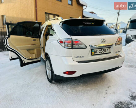 Белый Лексус РХ, объемом двигателя 3.5 л и пробегом 172 тыс. км за 15800 $, фото 100 на Automoto.ua