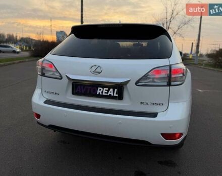 Белый Лексус РХ, объемом двигателя 3.46 л и пробегом 240 тыс. км за 15800 $, фото 49 на Automoto.ua