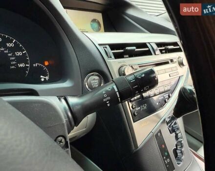 Белый Лексус РХ, объемом двигателя 3.46 л и пробегом 263 тыс. км за 15490 $, фото 15 на Automoto.ua