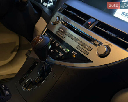 Белый Лексус РХ, объемом двигателя 3.46 л и пробегом 207 тыс. км за 16900 $, фото 29 на Automoto.ua