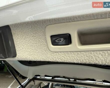 Білий Лексус РХ, об'ємом двигуна 3.46 л та пробігом 263 тис. км за 13990 $, фото 23 на Automoto.ua