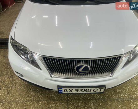 Белый Лексус РХ, объемом двигателя 3.46 л и пробегом 130 тыс. км за 18700 $, фото 6 на Automoto.ua