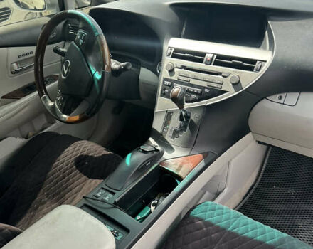 Белый Лексус РХ, объемом двигателя 3.46 л и пробегом 250 тыс. км за 16777 $, фото 8 на Automoto.ua