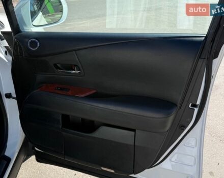 Білий Лексус РХ, об'ємом двигуна 3.46 л та пробігом 185 тис. км за 16400 $, фото 11 на Automoto.ua