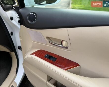 Білий Лексус РХ, об'ємом двигуна 3.5 л та пробігом 161 тис. км за 15700 $, фото 20 на Automoto.ua