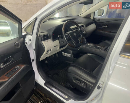 Белый Лексус РХ, объемом двигателя 3.46 л и пробегом 130 тыс. км за 18700 $, фото 13 на Automoto.ua