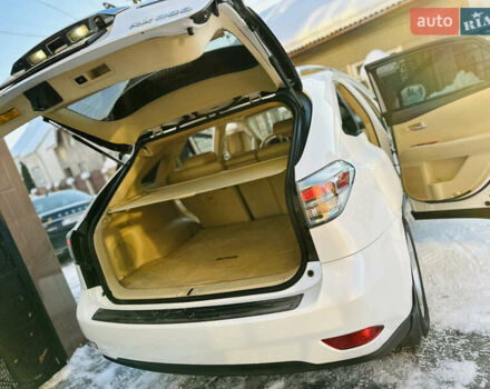 Белый Лексус РХ, объемом двигателя 3.5 л и пробегом 172 тыс. км за 15800 $, фото 80 на Automoto.ua