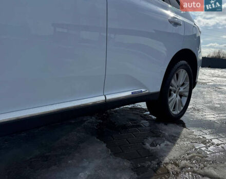 Белый Лексус РХ, объемом двигателя 3.46 л и пробегом 234 тыс. км за 18600 $, фото 14 на Automoto.ua