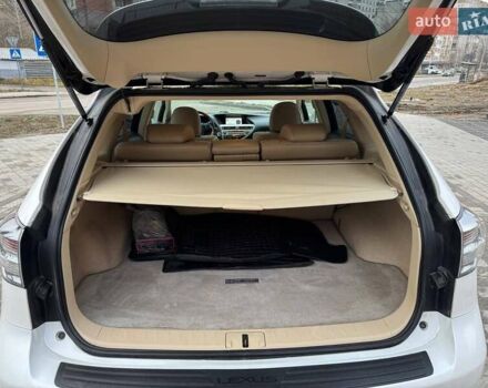 Белый Лексус РХ, объемом двигателя 3.46 л и пробегом 201 тыс. км за 14800 $, фото 8 на Automoto.ua