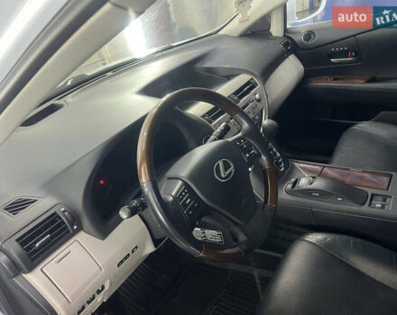 Белый Лексус РХ, объемом двигателя 3.46 л и пробегом 130 тыс. км за 18700 $, фото 17 на Automoto.ua