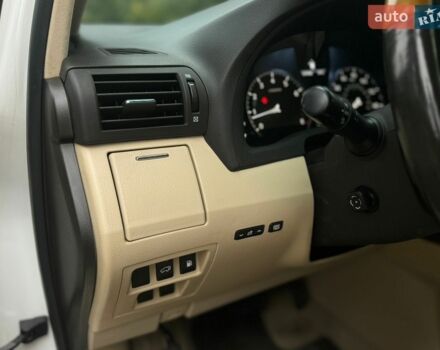 Белый Лексус РХ, объемом двигателя 3.46 л и пробегом 161 тыс. км за 14500 $, фото 14 на Automoto.ua