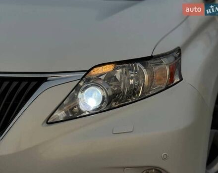 Белый Лексус РХ, объемом двигателя 3.46 л и пробегом 240 тыс. км за 15800 $, фото 6 на Automoto.ua