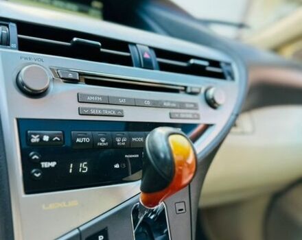 Белый Лексус РХ, объемом двигателя 3.46 л и пробегом 175 тыс. км за 15600 $, фото 45 на Automoto.ua