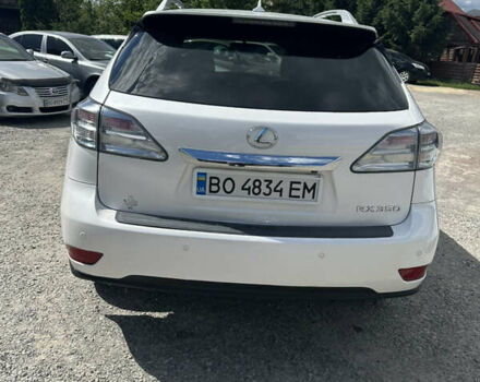 Белый Лексус РХ, объемом двигателя 3.46 л и пробегом 250 тыс. км за 16777 $, фото 2 на Automoto.ua