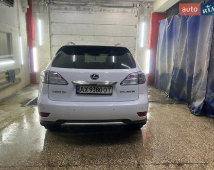 Белый Лексус РХ, объемом двигателя 3.46 л и пробегом 130 тыс. км за 18700 $, фото 1 на Automoto.ua