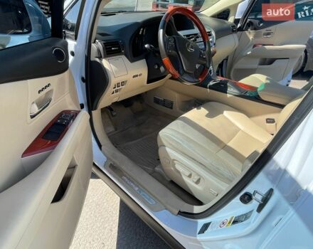 Білий Лексус РХ, об'ємом двигуна 3.46 л та пробігом 192 тис. км за 16700 $, фото 1 на Automoto.ua