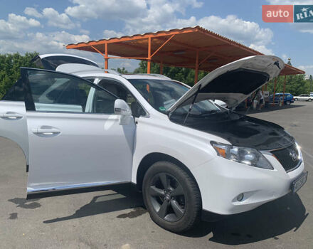 Белый Лексус РХ, объемом двигателя 3.5 л и пробегом 127 тыс. км за 18500 $, фото 14 на Automoto.ua