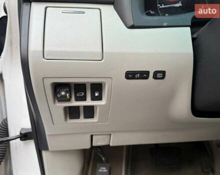 Білий Лексус РХ, об'ємом двигуна 3.46 л та пробігом 263 тис. км за 13990 $, фото 12 на Automoto.ua